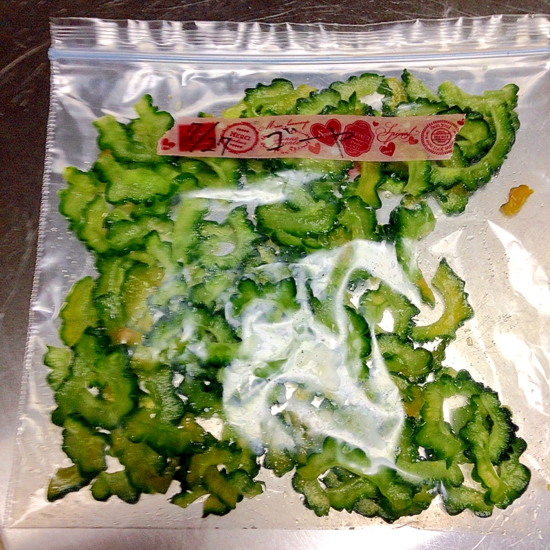 夏にまとめて☆ゴーヤの冷凍保存方法 レシピ・作り方